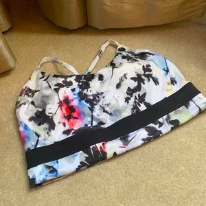 Nike Women’s XL Sports Bra Never Worn